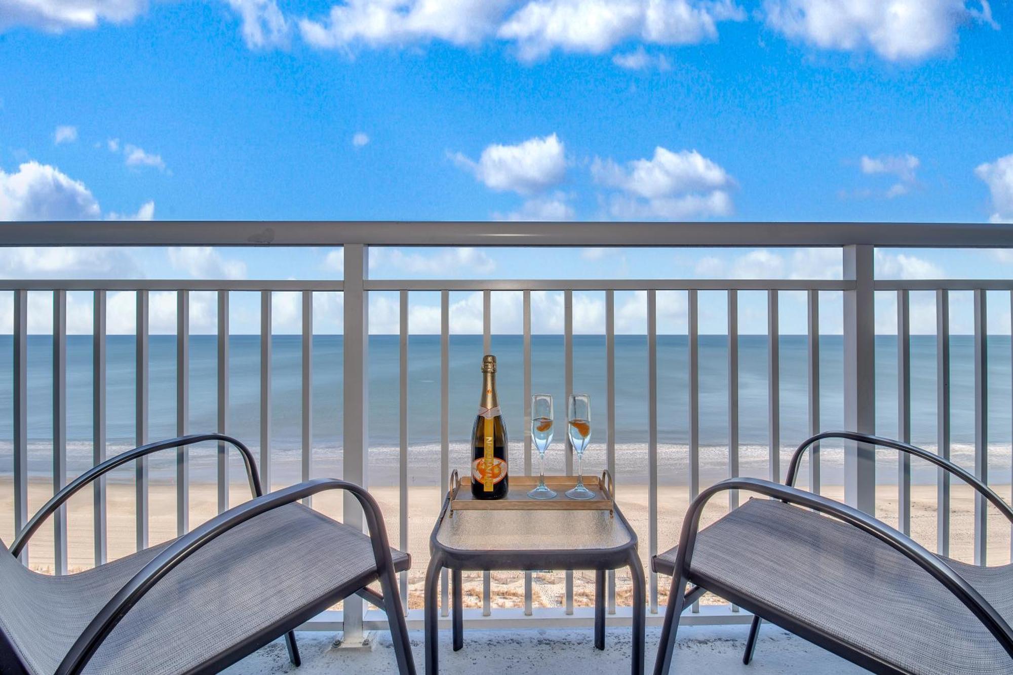 Oceanfront Work From Here Central Location! 1157 Myrtle Beach Exterior photo